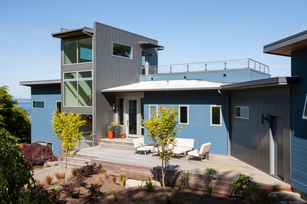 create a contemporary beachside getaway with your blue-gray house using benjamin moore's van deusen blue