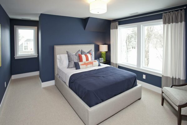 go for a modern and minimalist royal blue bedroom with benjamin moore hc-155 newburyport blue and gorgeous grey features